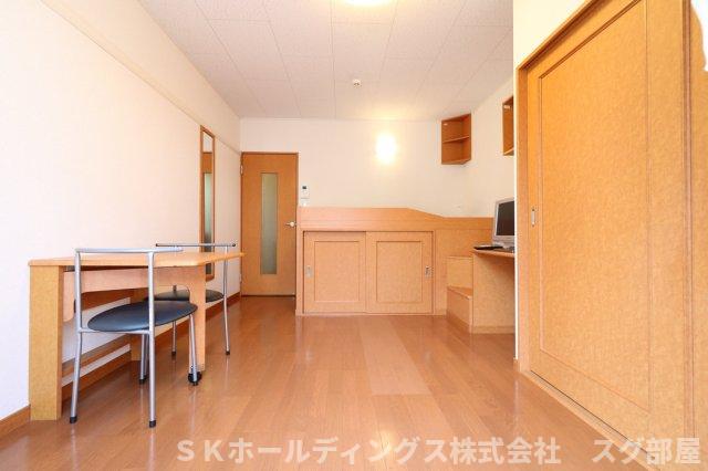 居室・リビング　当社人気のベッドタイプ！収納付ベッドがおススメ！！