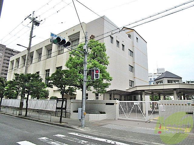 小学校　大阪市立北中島小学校（小学校）まで585m