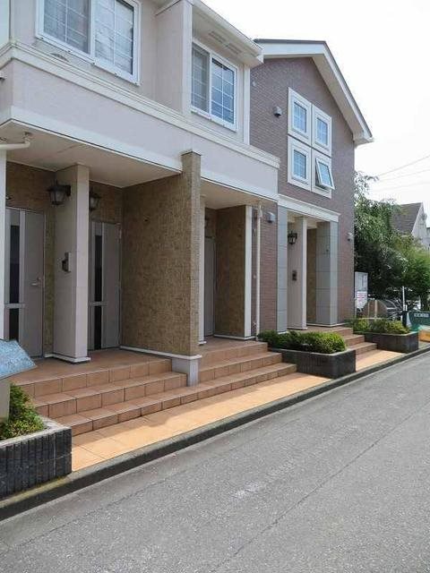 エントランス　建物入口です。