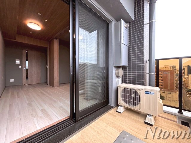 バルコニー　広々としたバルコニーです