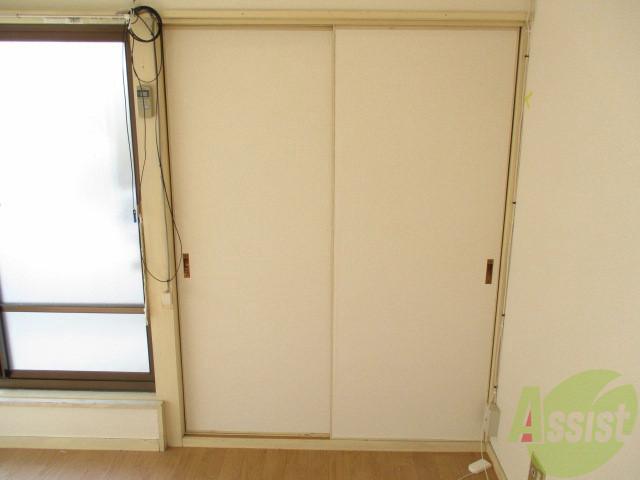 収納　ちゃんと収納はありますよっ。中はのちほどご紹介します。