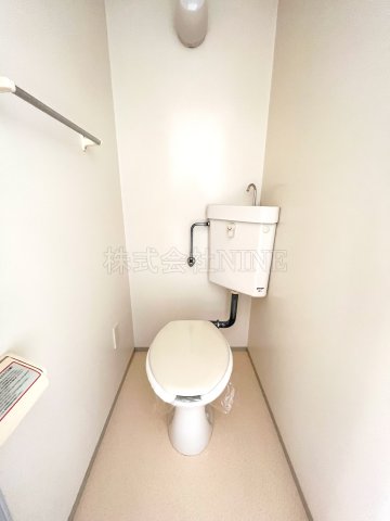 トイレ　ゆったりとした空間のトイレです