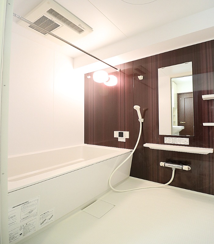 バス・シャワールーム　1日の疲れを流しましょう。