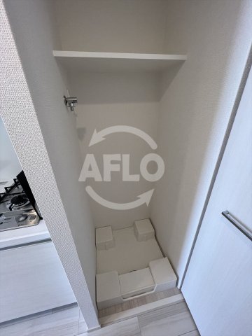 その他設備　アドバンス大阪バレンシア　洗濯機置場