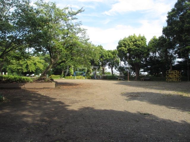 公園　伊勢山公園（公園）まで722m