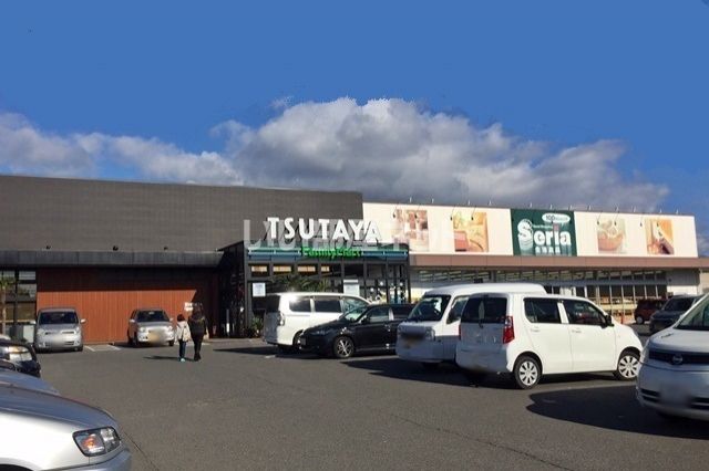 レンタルビデオ　ＴＳＵＴＡＹＡ松永店（レンタルビデオ）まで1096m