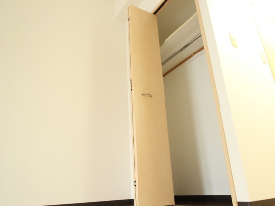 収納　※別号室の写真です