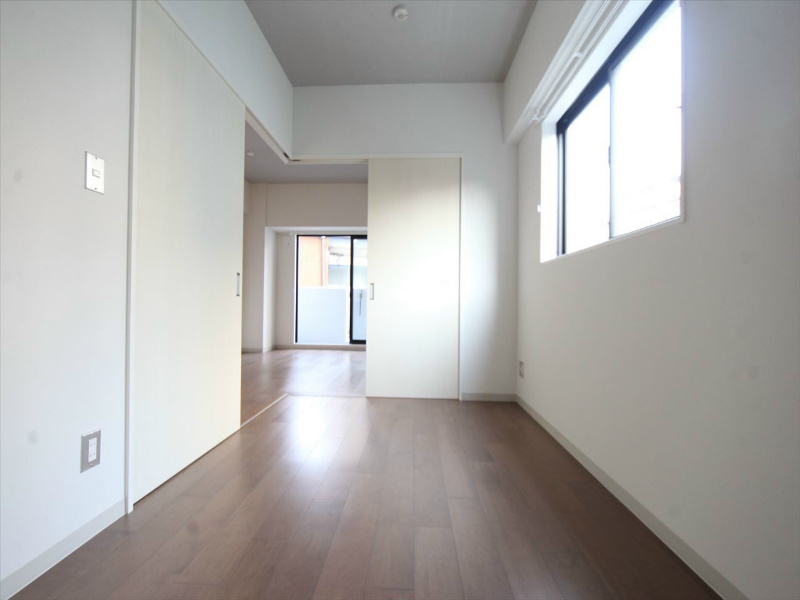 その他部屋・スペース　洋室4.31帖　ＬＤＫ11.8帖　繋げて使用可能です