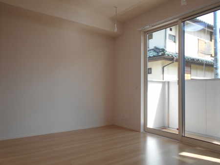 その他部屋・スペース　『ＭＡＹ・ＣＡＳＴＬＥ』反転イメージ