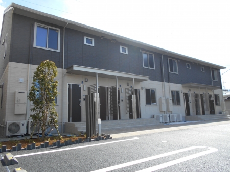 建物外観　『ＭＡＹ・ＣＡＳＴＬＥ』