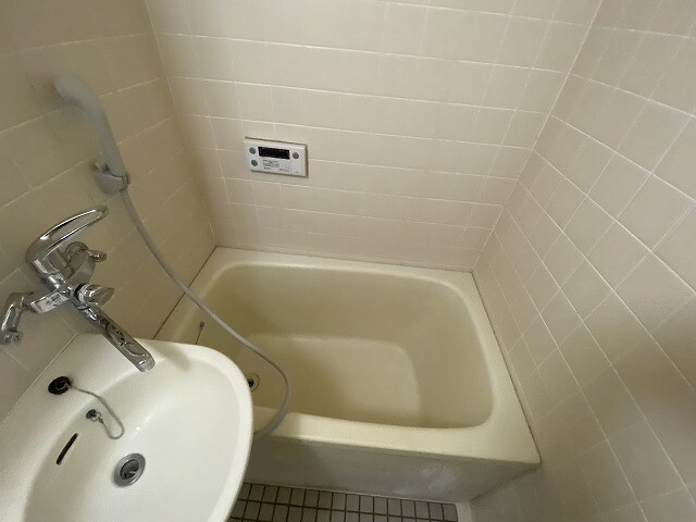 バス・シャワールーム　※現況を優先します。