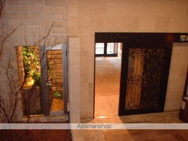 ロビー　ロビー