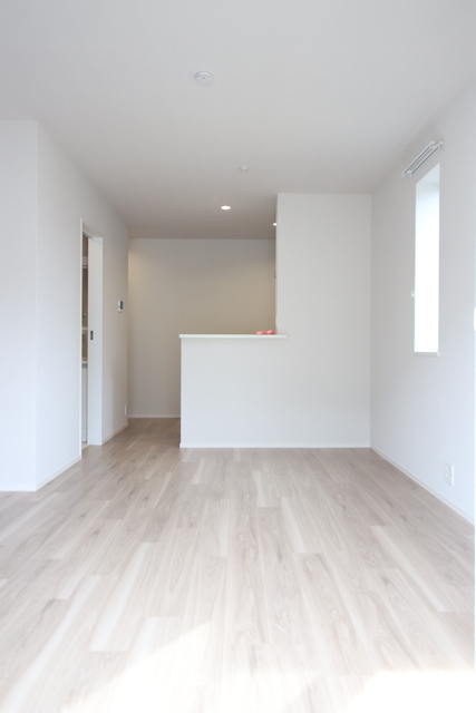 居室・リビング　１２．２帖のＬＤＫ♪