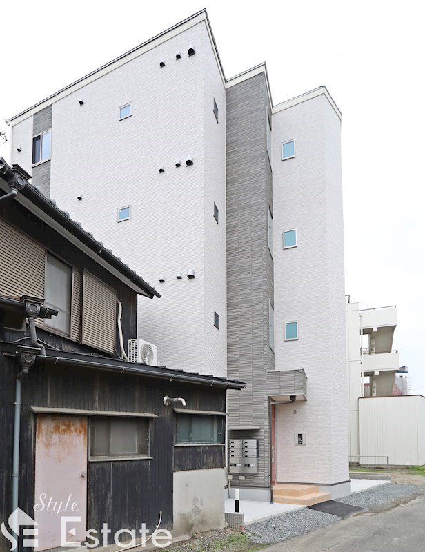 建物外観　オートロック