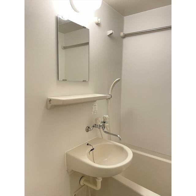 洗面設備　同タイプ参考写真