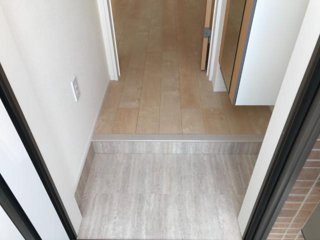 玄関　玄関（イメージ）