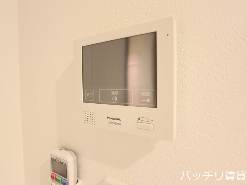 セキュリティ　※実際はホワイトベースのお部屋です。同型タイプの為、現状を優