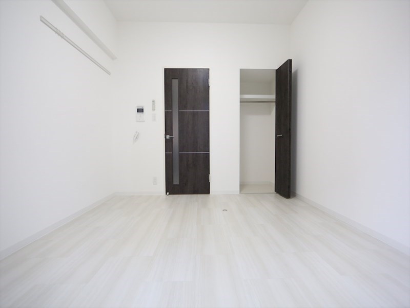 その他部屋・スペース　洋室7.4帖　クローゼット付（収納充実してます）