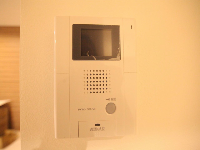 セキュリティ　TVモニター付インターホン