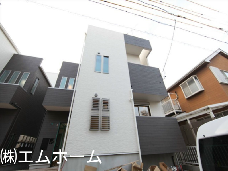 建物外観　外観  光インターネット無料　浴室TV　家具家電用意できます