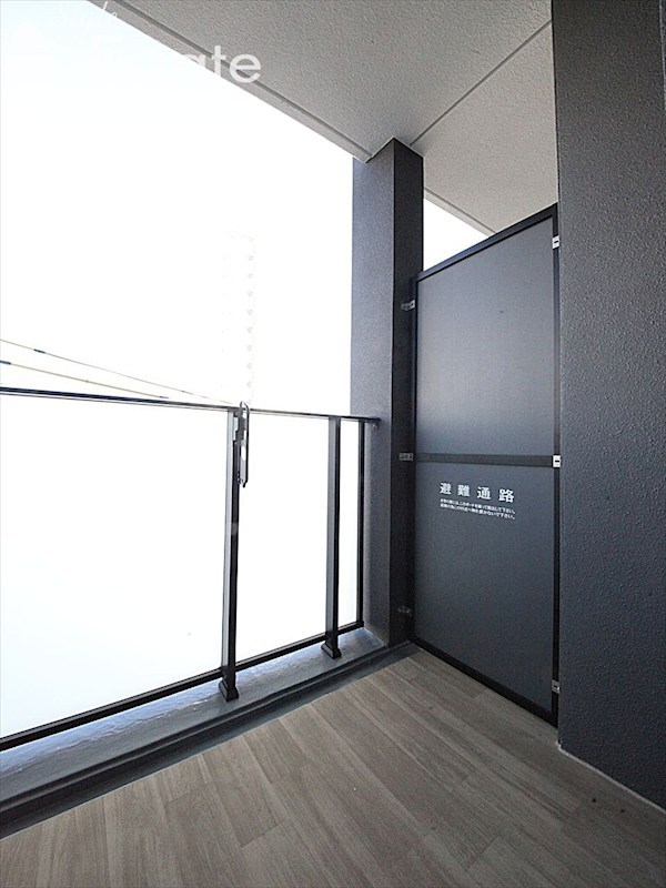 バルコニー　バルコニー