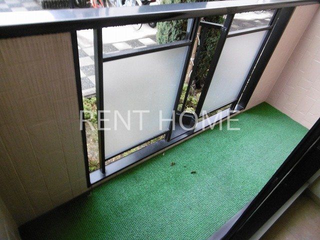 バルコニー　１Fはテラスです。