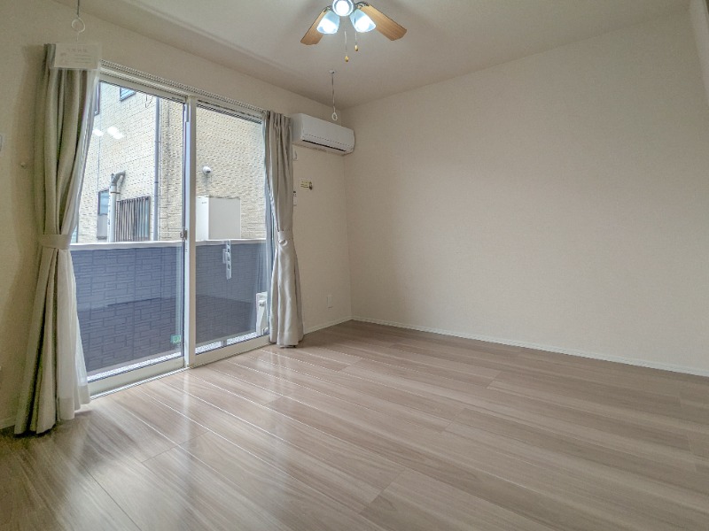 居室・リビング　図面と現状に相違がある場合には現状を優先