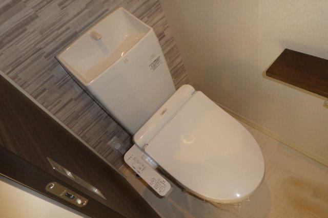 トイレ　ウォシュレット
