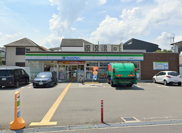 コンビニ　ファミリーマート 伊丹瑞原店（コンビニ）まで244m