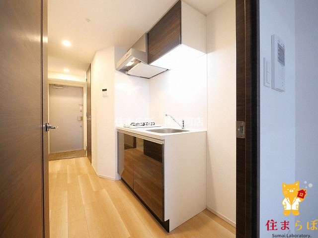 キッチン　「ただの部屋探しじゃない。“あなたの暮らし”探しです。」