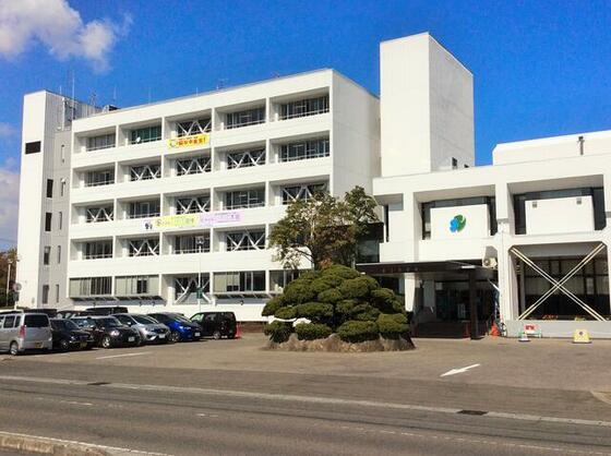 役所　北上市役所（役所）まで569m