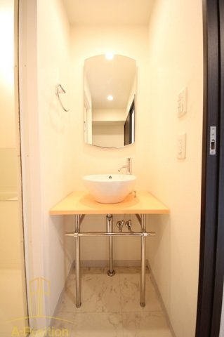 洗面設備　ルクレ西長堀