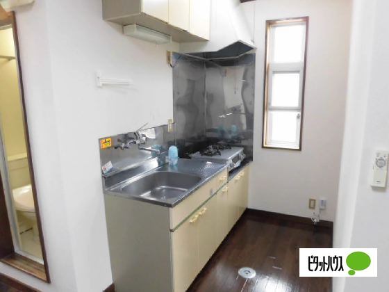 キッチン　※モデルルームの為、家具等は付きません