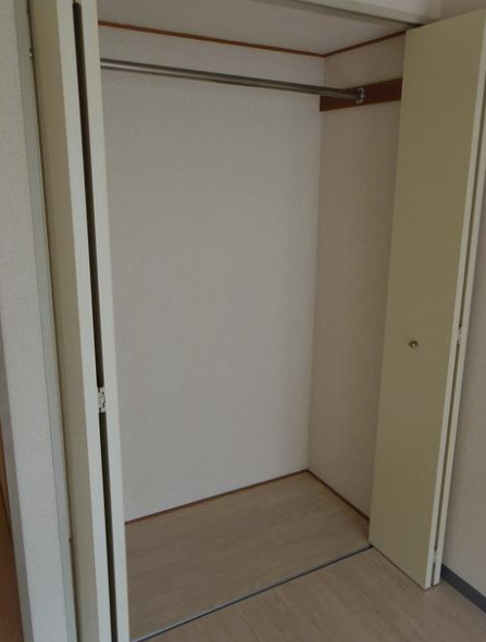 収納　別部屋の写真を使用しております。