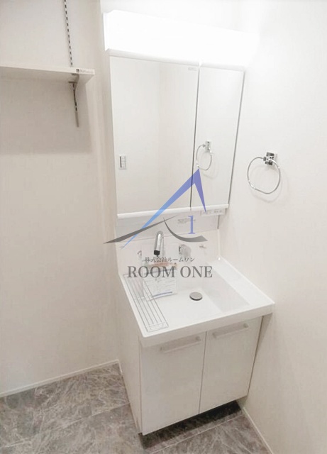 洗面設備　独立洗面台です。