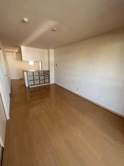 居室・リビング　※別部屋の写真です