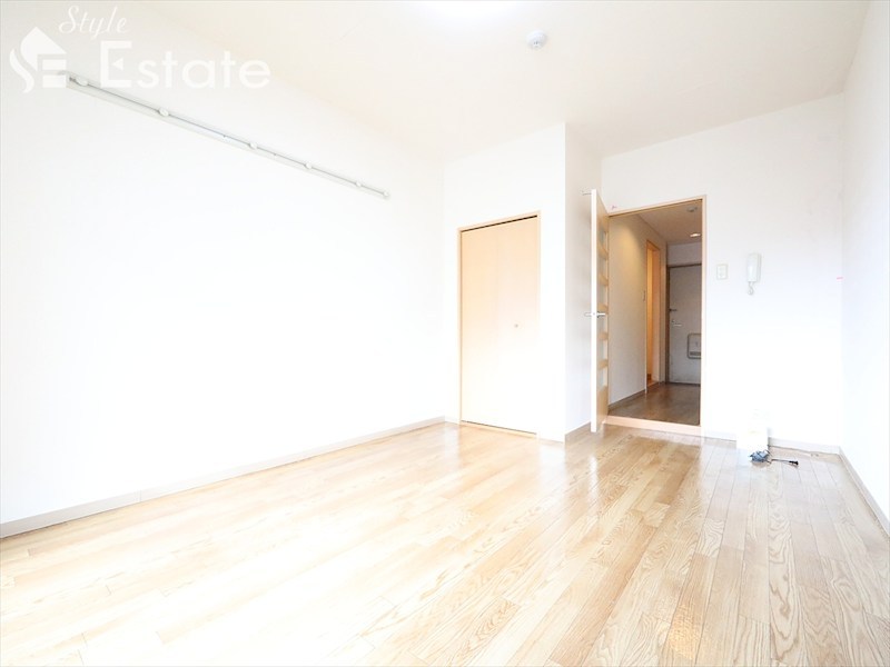 居室・リビング　内装