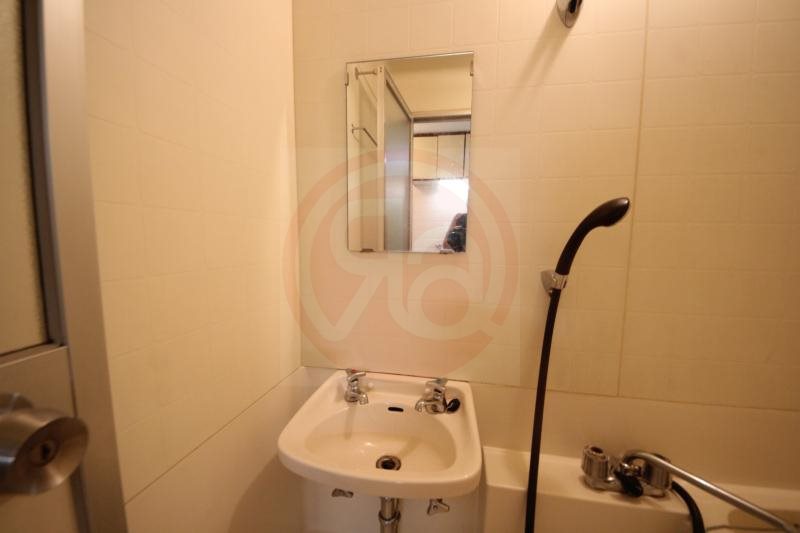 洗面設備　コンパクトで使いやすい洗面所