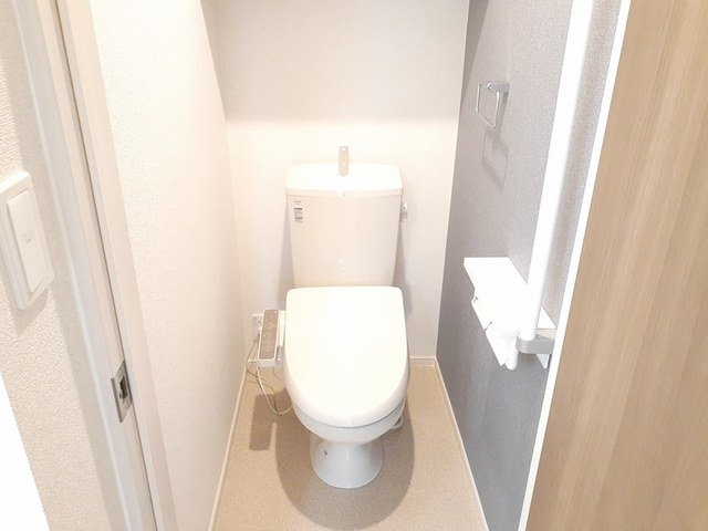 トイレ　トイレもきれいです