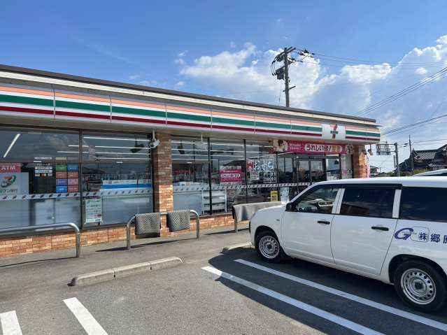 コンビニ　セブン－イレブン小郡二森店（コンビニ）まで5873m