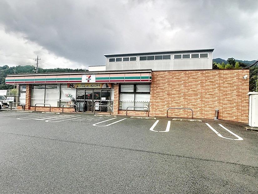 コンビニ　セブンイレブン山口宮野店（コンビニ）まで480m