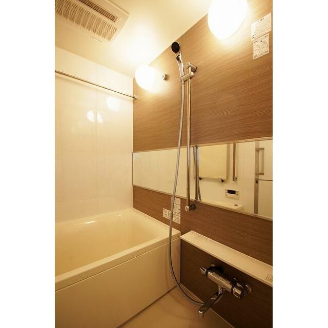 バス・シャワールーム　別部屋参考写真