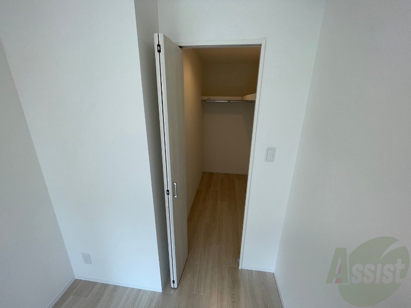 収納　寝室の収納です。部屋がすっきり片付きます。