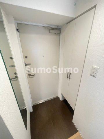 玄関　収納もある玄関です