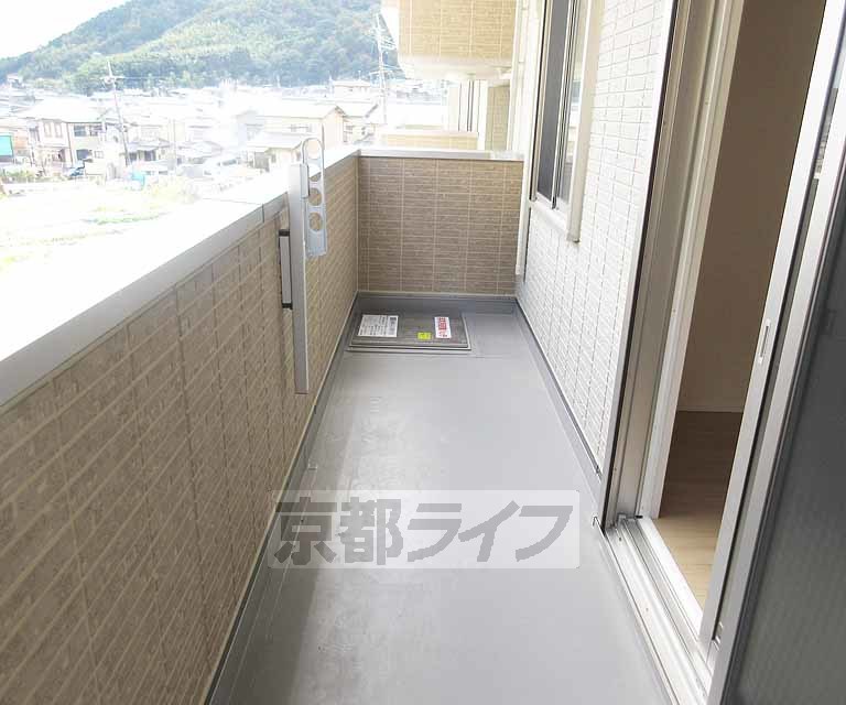 バルコニー　日当り良好