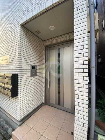 エントランス　グランドメゾン・F