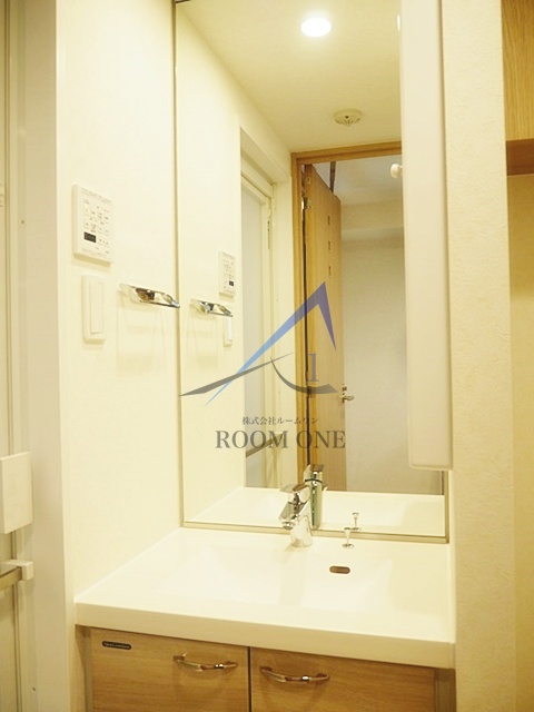 洗面設備　洗面台です。