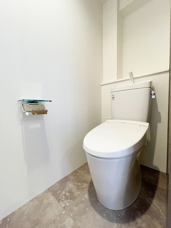 トイレ　落ち着いたトイレです