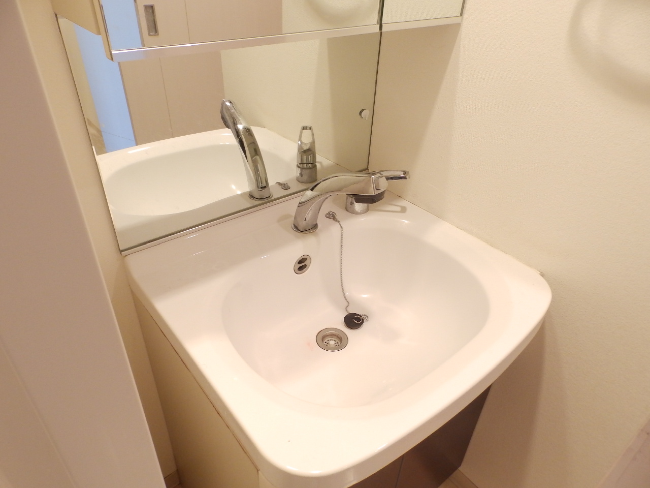 洗面設備　独立洗面台