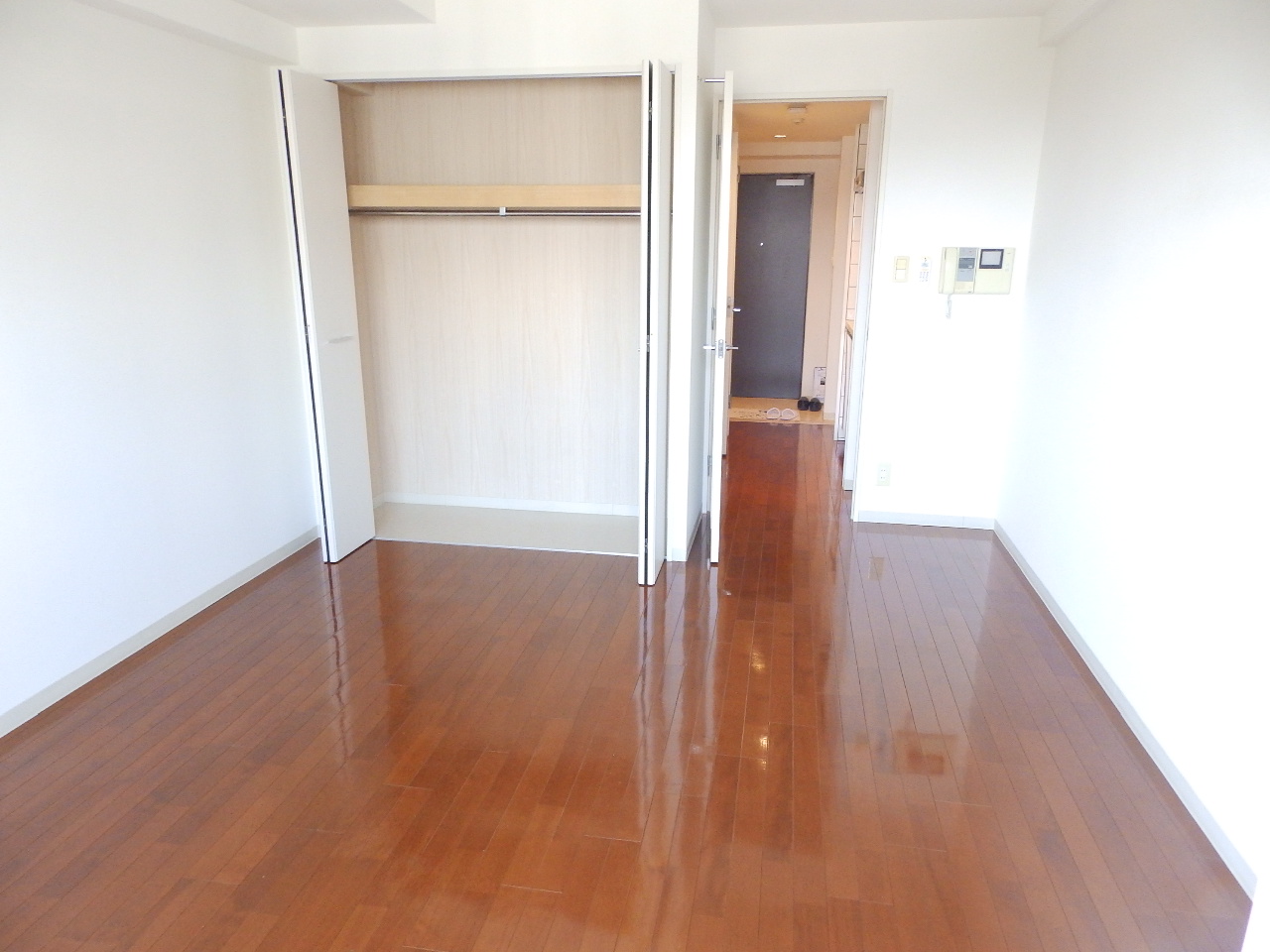 居室・リビング　明るいお部屋ですよ♪